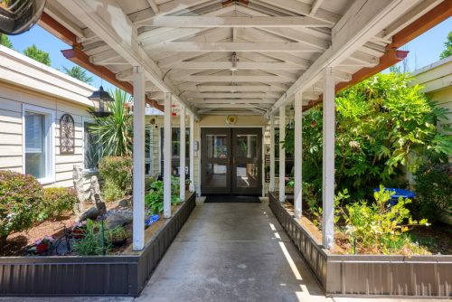 mckenzie-manor-ext11 (1)